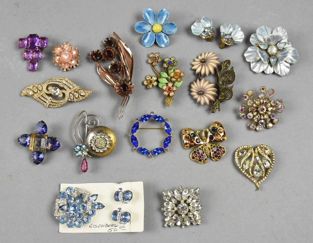 Big Lot Vintage Rhinestone Costume Jewelry-Some Signed (1 of 8)