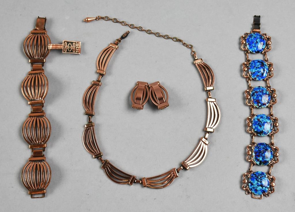 Vintage Renoir Necklace Set, Matisse-Renoir Bracelet: Lovely pieces of vintage jewelry that includes a Matisse/Renoir bracelet, stamped on the clasp. The set is Renoir and is complete with clip earrings, necklace and bracelet with original tag. Necklace 