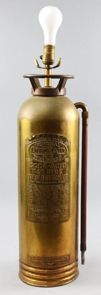 General Quick-Aid Soda-Acid Fire Extinguisher Lamp (1 of 5)