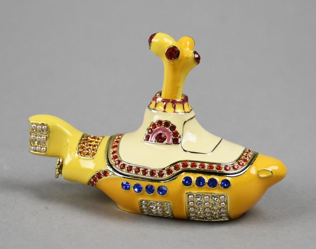 Ltd Ed Vandor/Swarovski Yellow Submarine Jewel Box-COA: Adorable jewelry box from Vandor is a limited edition. This Yellow Submarine is adorned with Swarovski crystals and comes in the original box with COA indicating this piece is 337 of only 700. Measure