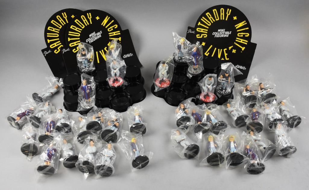 (39) Saturday Night Live Action Figs & Display Stands - NOS (1 of 4)