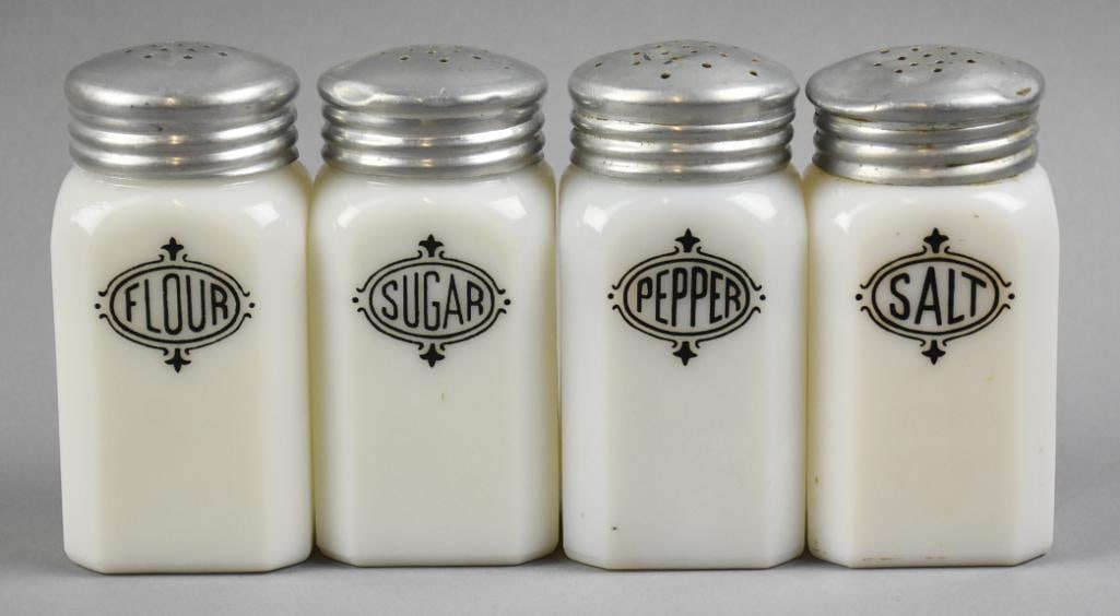 c1930 Hazel Atlas Black on White Range Shaker Set (1 of 4)