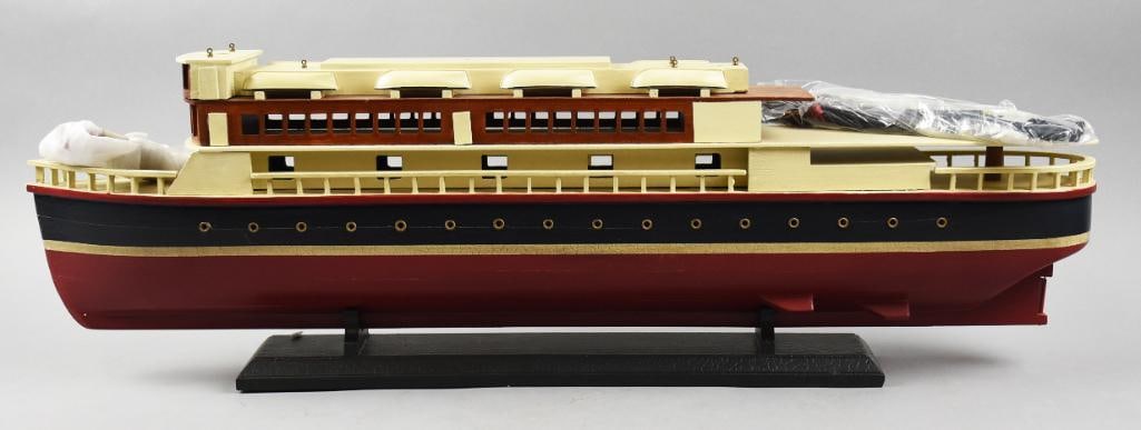 Great Lakes Steamer Replica Model, No. AS302, Orig. Box (1 of 3)