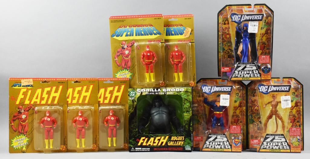 DC Comics/DC Universe Action Figures-Carded/Boxed - NOS (1 of 4)