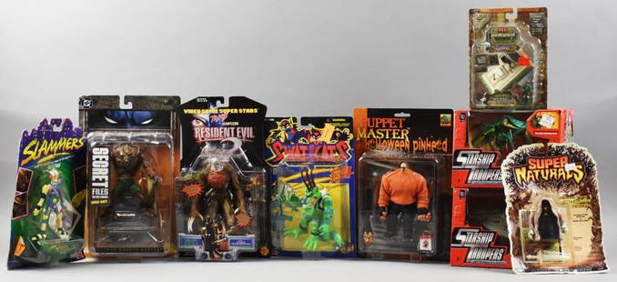 Various Action Figures, Carded & Boxed, New Old Stock: Various Action Figures, Carded & Boxed, New Old Stock. This is a nice assortment of action figures that are a pair of Galoob Starship Troopers, Hopper Bug and Tag Fighter; Full Moon Toys Puppet Master