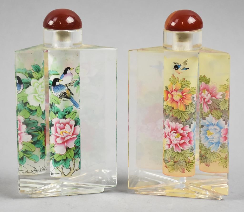 Chinese Snuff Bottles, Reverse Painted, Agate Stoppers (1 of 7)