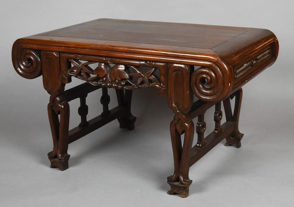 c1920 Chinese Rosewood Accent Table, Rolled Sides (1 of 13)