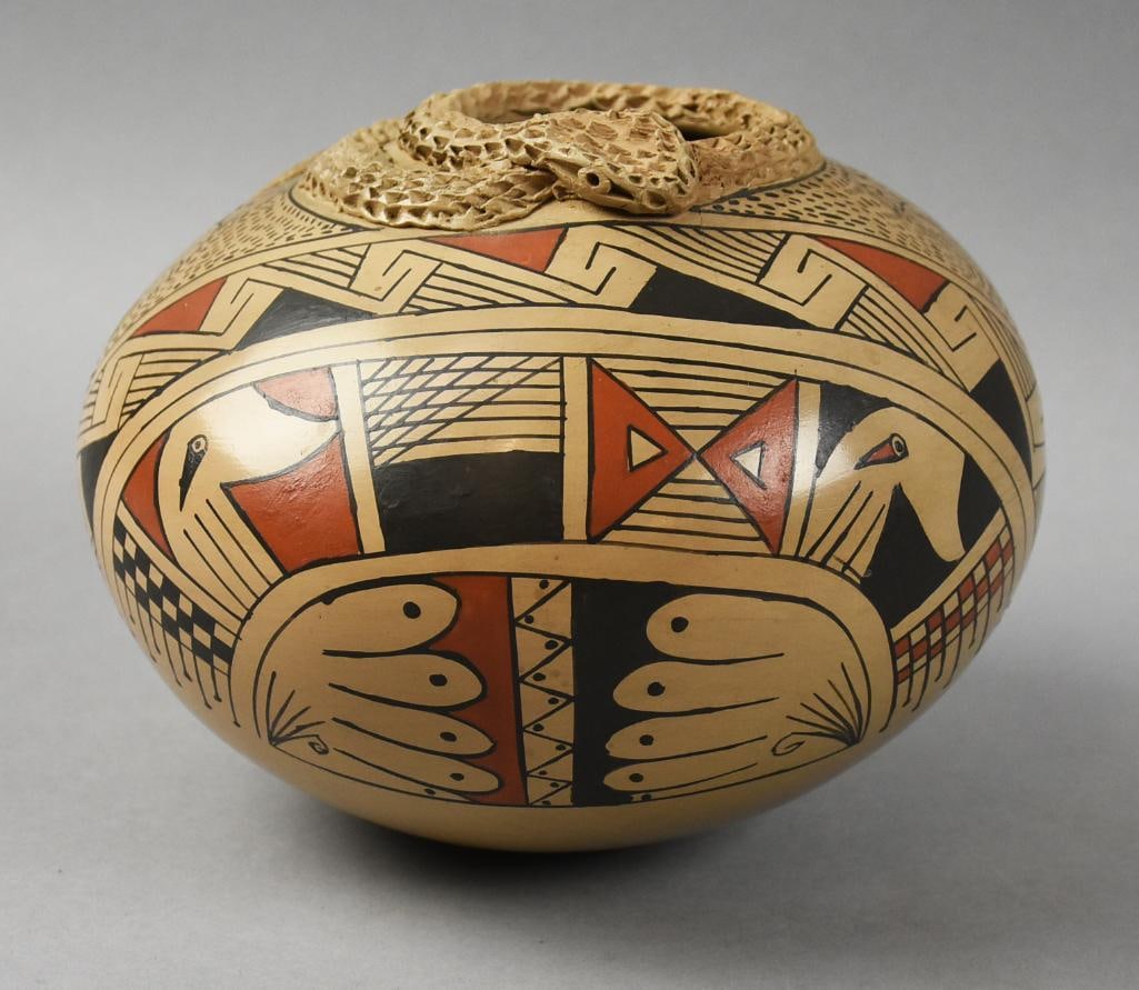 Manuela Dominguez Mata Ortiz Rattlesnake Rim Pottery (1 of 8)