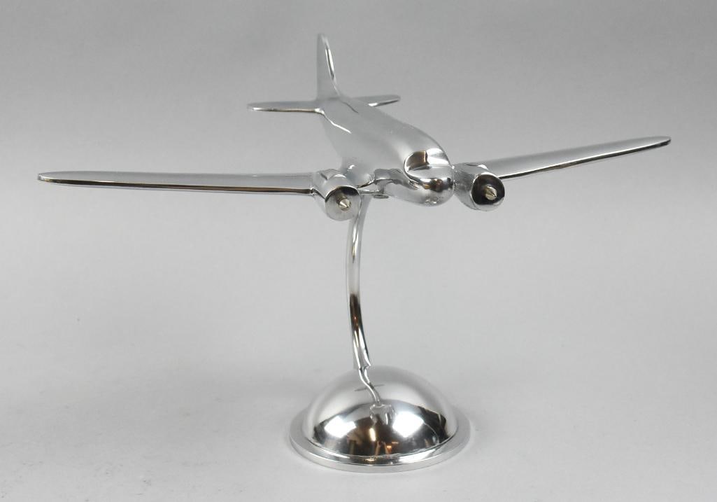 Authentic Models Desktop DC-3, Model AP105 Orig Box (1 of 7)