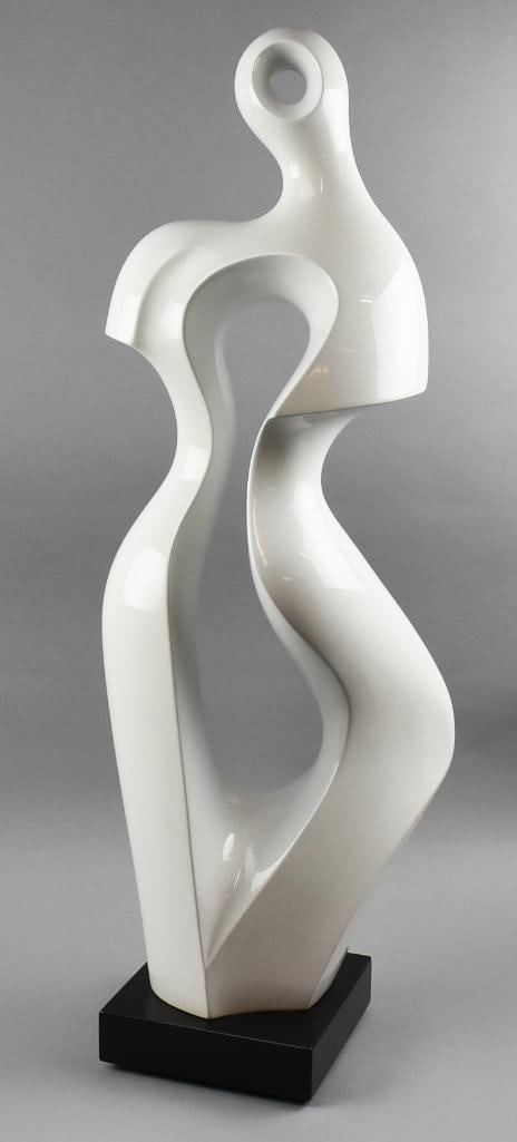 Alan Thorpe (Contemporary) Abstract Standing Figure: This is a wonderful sculpture by contemporary artist Alan Thorpe. It is a standing abstract figure done in polyurethane and is mounted on a black base with the artist plaque. Comes with the original p