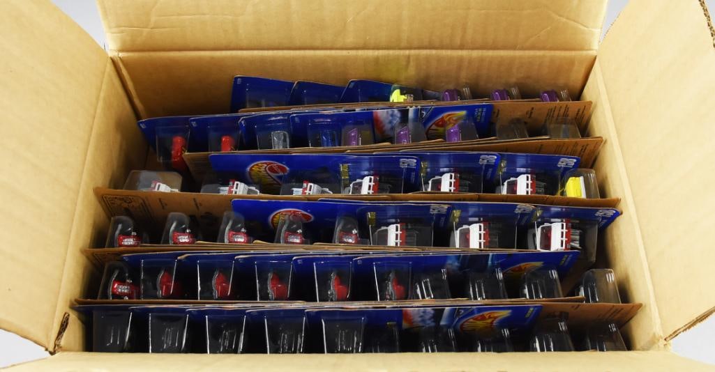 (214) 1992 Hot Wheels Basic Blue Card Asmt-Mint-NOS: Lot is 214 1992 Hot Wheels Basic Blue Card Assortment-Mint-NOS. Comprehensive list of die cast inside.?From the home of the largest toy collector on the west coast.