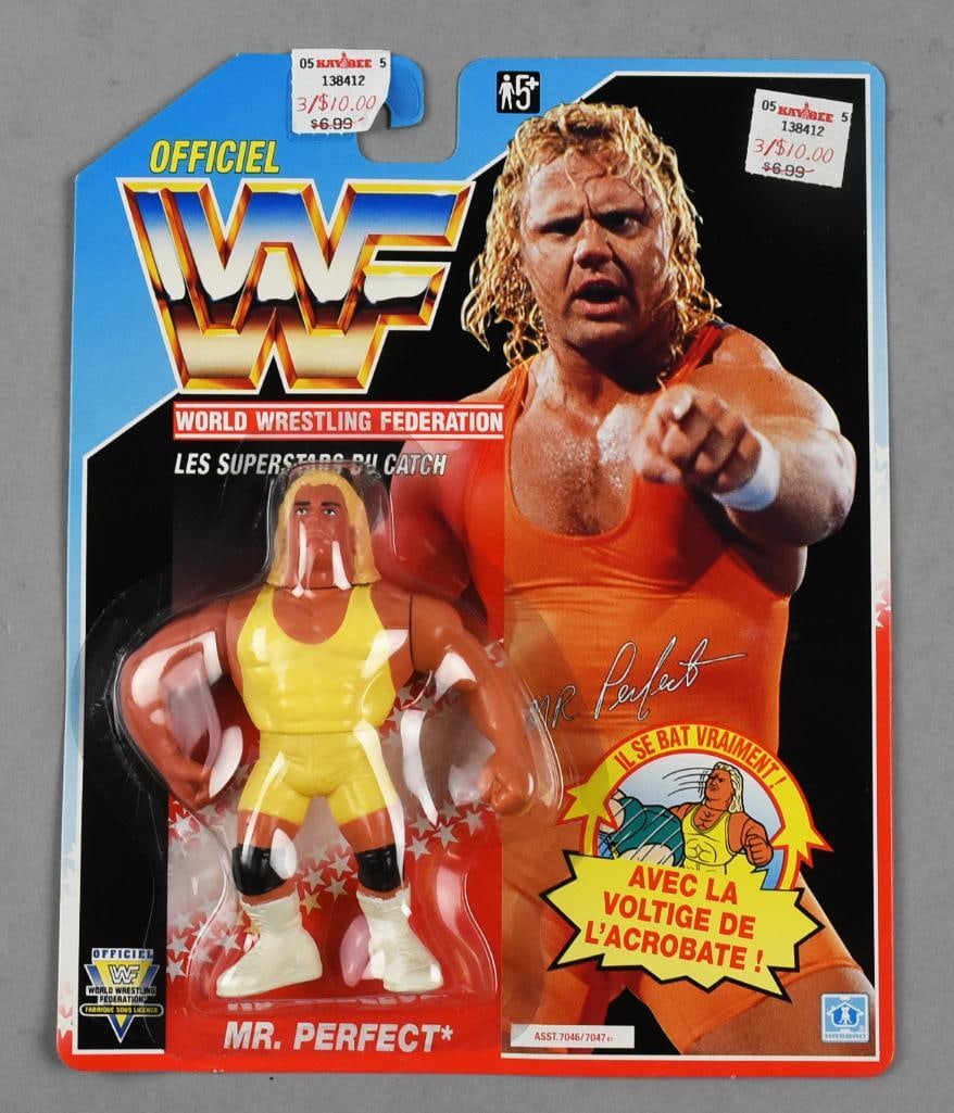 WWF Mr. Perfect w/ Acrobats Acrobatics - Carded - NOS - French: French Hasbro WWF Mr. Perfect w/ Acrobats Acrobatics - Carded - NOS. From the home of the largest toy collector on the west coast.