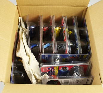 (15) 2000 Darda 1/64 Diecast, Carded - NOS: Lot is 15 2000 Darda 1/64 Diecast cars, Carded - NOS, included one two car pack.