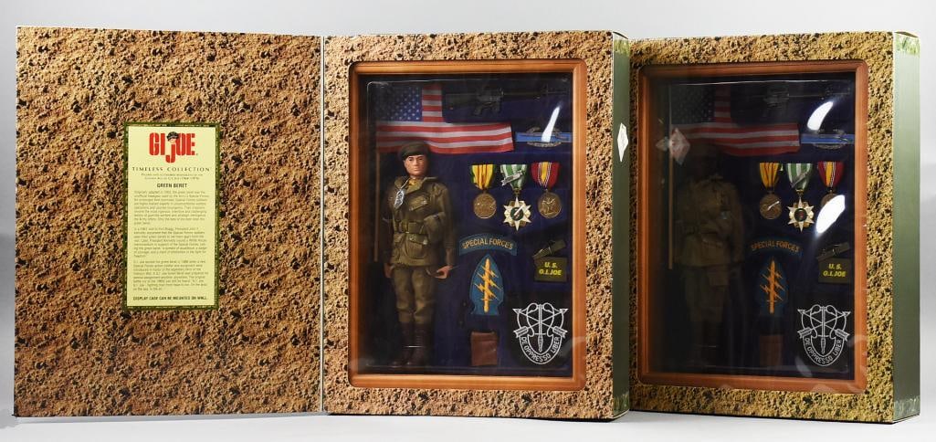 1998 Kenner/Hasbro GI Joe Green Beret Memorial-MIB-NOS: Lot is a pair of 1998 Kenner/Hasbro GI Joe Green Beret Memorial Series-MIB-NOS.