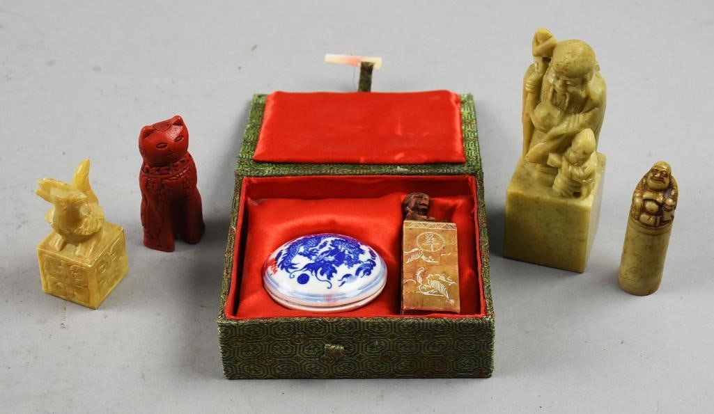 Vintage Chinese Wax Seals, Chop Set/Red Paste: Nice grouping of Chinese wax seals along with a chop set that includes a seal and red paste ink pot in porcelain which comes in the original box. Each stamp appears to be cinnabar, jade and soapstone.