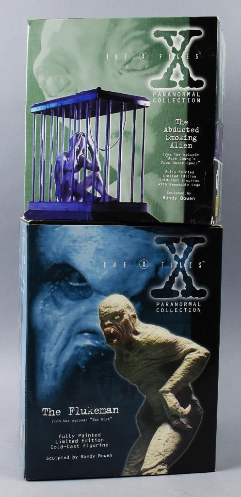 Lt Ed 1998 Dark Horse X-Files Paranormal Collection-MIB-NOS: Lot is a pair of limited edition 1998 Dark Horse X-Files Paranormal Collection-MIB-NOS. Consists of Flukeman and Abducted Smoking Alien. Single owner collection from the largest toy collector on the W