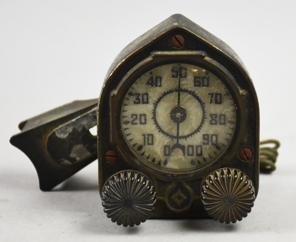 c1930 Dejur-Amsco Radio Control Head-Steering Wheel Mount: This cool piece is a radio control head from Dejur-Amsco Corporation believed to be from 1934. Appears steel with bakelite knobs, both present. Steering wheel mount with the original cloth wiring. Ove