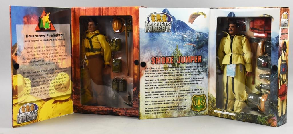 (2) 2001 21st Century Toys America's Finest Firefighters-NOS: Lot is a pair of 2001 21st Century Toys America's Finest Firefighters-NOS. Includes a Smoke Jumper and Brush Crew Firefighter. Single owner collection from the largest toy collector on the West Coast.