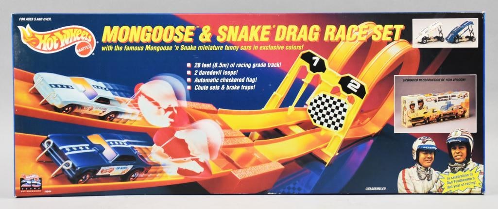 1993 Mattel Hot Wheels Mongoose & Snake Drag Race Set-NOS: 1993 Mattel Hot Wheels Mongoose & Snake Drag Race Set-NOS. Single owner collection from the largest toy collector on the West Coast.