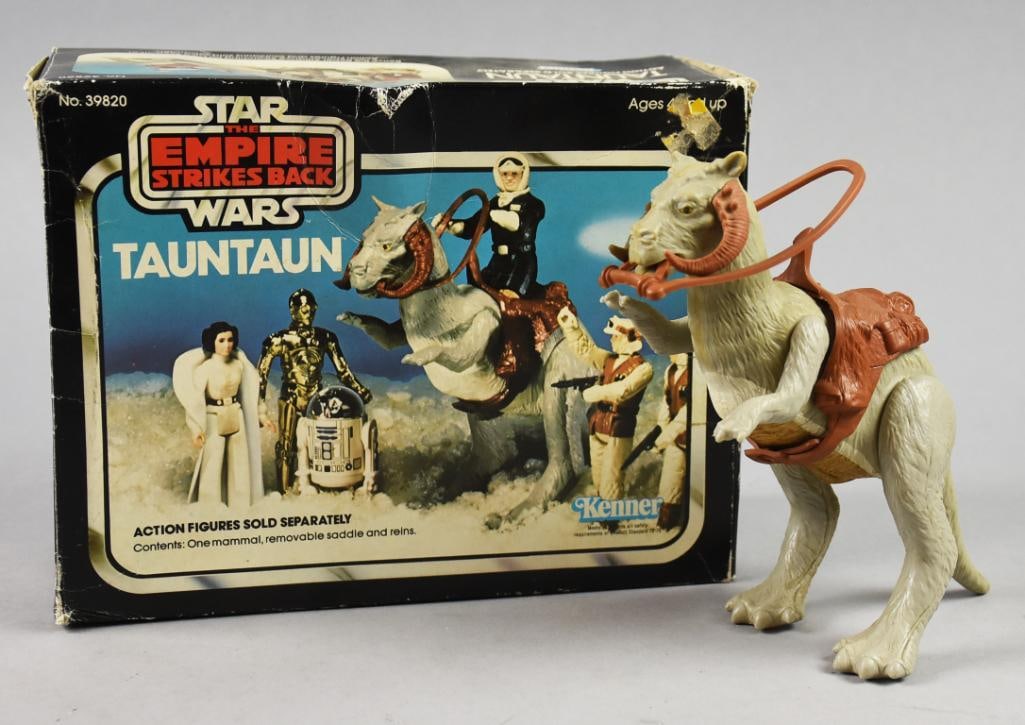 1980 Kenner Star Wars Tauntaun - Original Box: 1980 Kenner Star Wars Tauntaun - Original Box. From the home of an avid toy enthusiast. Empire strikes Back.