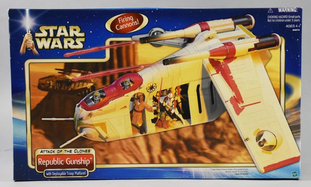 2002 Hasbro Star Wars Republic Gunship - MIB - NOS: 2002 Hasbro Star Wars Republic Gunship - MIB - NOS. Single owner collection from the largest toy collector on the West Coast.
