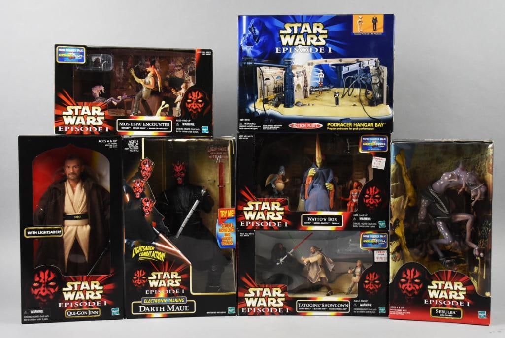 (7) 1998-2000 Hasbro Star Wars Episode 1 Action Figs-NOS: Lot is seven 1998-2000 Hasbro Star Wars Episode 1 Action Figs-NOS. Includes Mos Espa Encounter, Podracer Hangar Bay, Watto's Box, Tatooine Showdown, Sebulba, Darth Maul, Qui-Gon Jinn. Single owner col