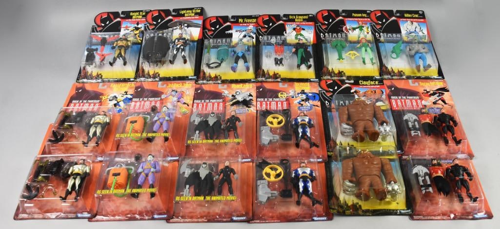 (18) 1993-94 Kenner Batman Character Action Figures-MOC-NOS: Lot is 18 1993-94 Kenner Batman Character Action Figures-MOC-NOS. Including but not limited to Poison Ivy, Dick Grayson Robin, Clay Face, Mr. Freeze and more. Lot with duplicates. Single owner collect