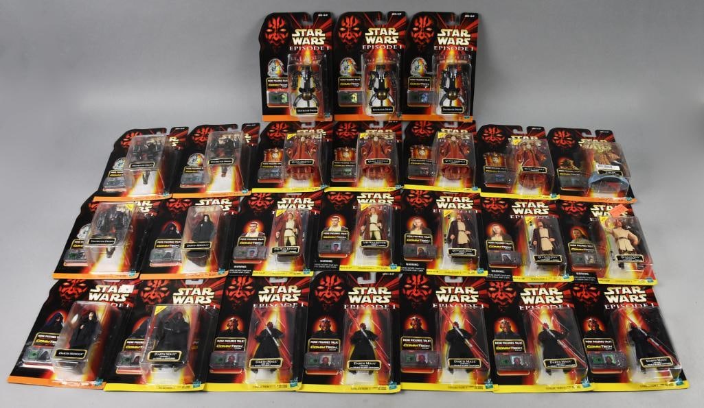 (24) 1999 Hasbro Star Wars Episode One Action Figs-MOC-NOS: Lot is 24 1999 Hasbro Star Wars Episode One Action Figs-MOC-NOS. Includes one each: Yoda, Darth Maul, Qui-Gon Jinn Jedi Master. Two each: Darth Sidious, Obi Wan Kenobi, Qui Gon Jinn Naboo. Four Queen 