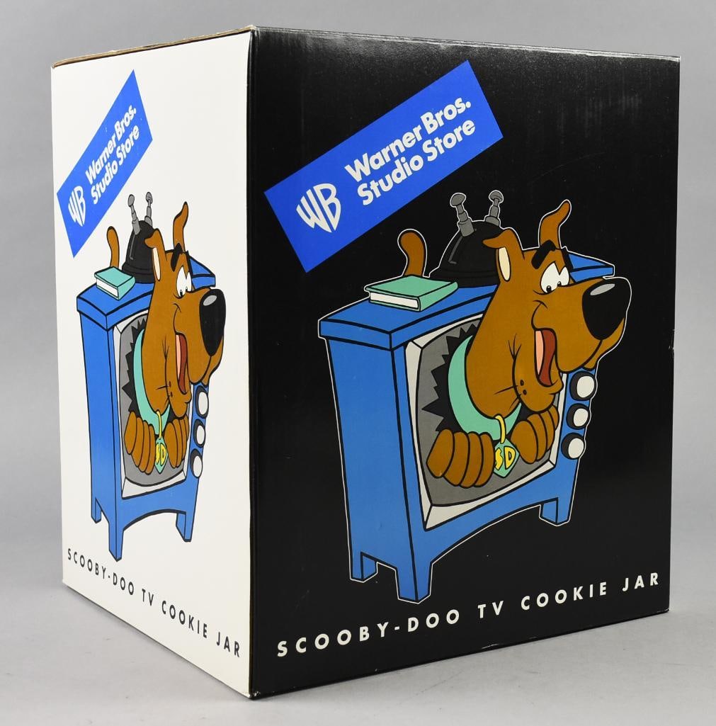 Scooby-Doo TV Cookie Jar-MIB-NOS 1998 Warner Brothers: 1998 Warner Brothers Studio Scooby-Doo TV Cookie Jar-MIB-NOS. Single owner collection from the largest toy collector on the West Coast.
