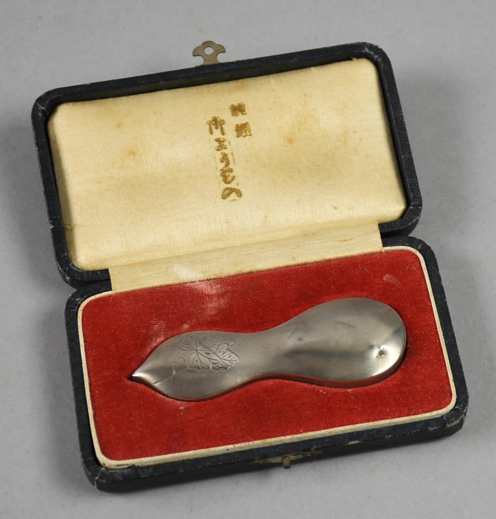 Vintage Korean Pure Silver Gourd Trinket Box-Original Case (1 of 5)