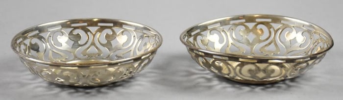 1901 Sheffield Sterling Silver Pierced Bowl Pair