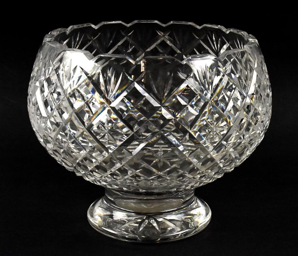 Waterford Crystal Giftware 10" Centerpiece Bowl: Wonderful Waterford crystal centerpiece bowl. It is a giftware line piece that measures approx. 8" tall x 10" wide.