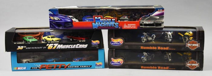 (5) 1996-97, 99, 04 Mattel Hot Wheels/Funling Die Cast-NOS