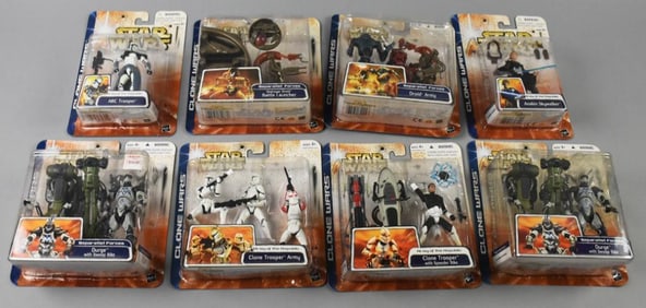 (8) 2003 Hasbro Star Wars Clone Wars Action Figures-MOC-NOS