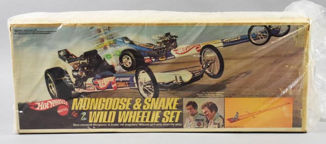 1970 Mattel Hot Wheels Mongoose & Snake Wild Wheelie Set