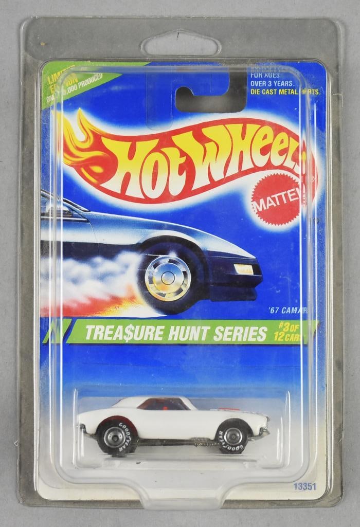 1994 Mattel Hot Wheels '67 Camaro Treasure Hunt Series-NOS: 1994 Mattel Hot Wheels '67 Camaro Treasure Hunt Series-NOS. Has the 2 stripes on the hood! Single owner collection from the largest toy collector on the West Coast.