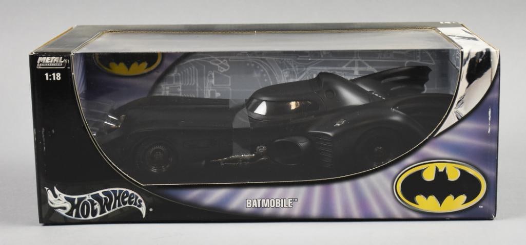 2003 Mattel Hot Wheels Batmobile 1:18 Scale-MIB-NOS: 2003 Mattel Hot Wheels Batmobile 1:18 Scale-MIB-NOS. Single owner collection from the largest toy collector on the West Coast.