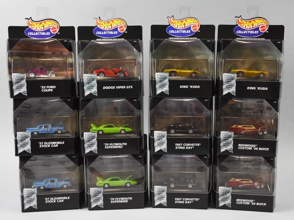 (12) 1998 Mattel Hot Wheels Collectibles-Display Case-MIB-NOS: Lot is 12 1998 Mattel Hot Wheels Collectibles-Display Case-MIB-NOS. Includes one each: '32 Ford Coupe, Dodge Viper GTS and two each: King 'Kuda, '70 Plymouth Superbird, 1967 Corvette Sting Ray, '57 Ol