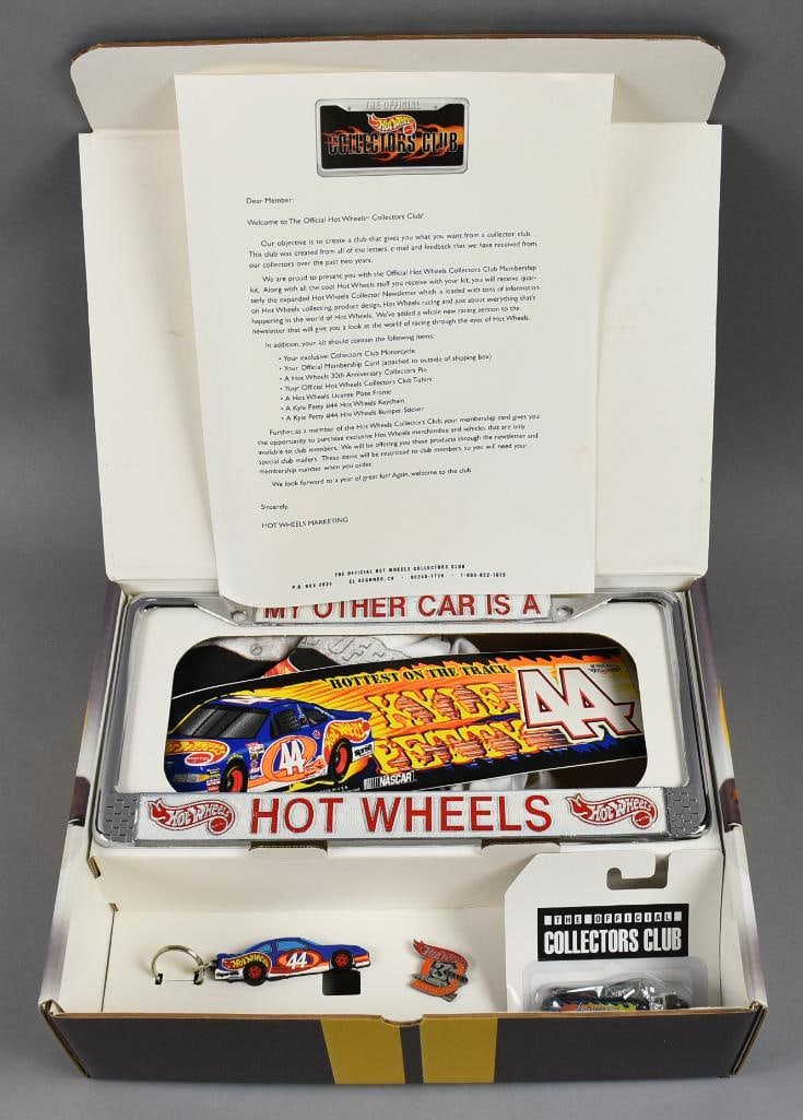 1999 Mattel Hot Wheels Collector Club Membership Kit-NOS: 1999 Mattel Hot Wheels Collector Club Membership Kit-NOS. Letter included lists out items in kit: Collector Club Motorcycle, membership card, 30th Anniversary lapel pin, t-shirt, license plate frame, 