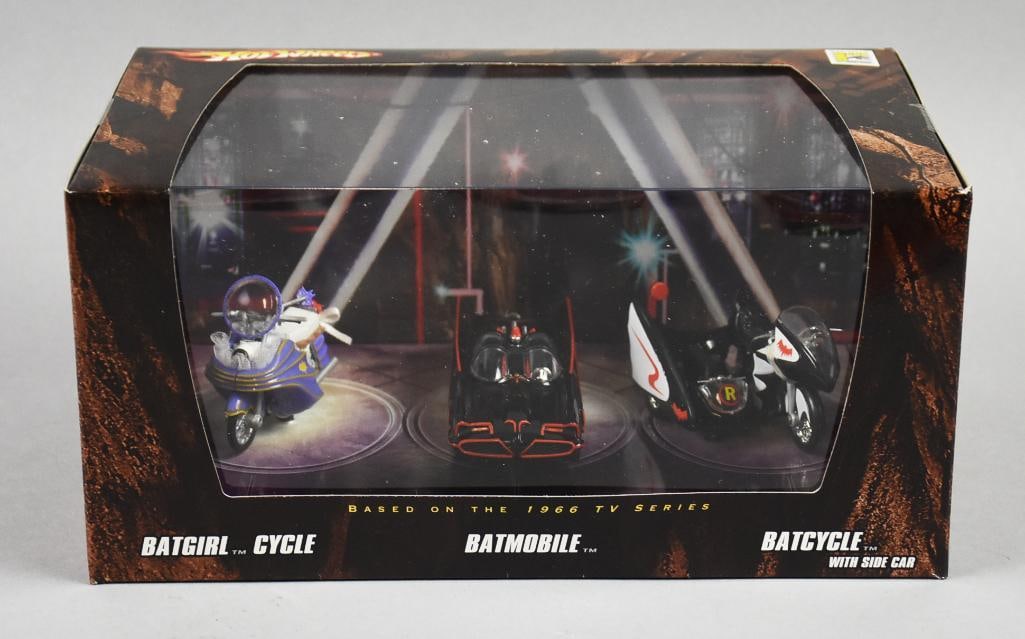 2008 Mattel Hot Wheels Batman 3 Vehicle Pack-MIB-NOS (1 of 4)