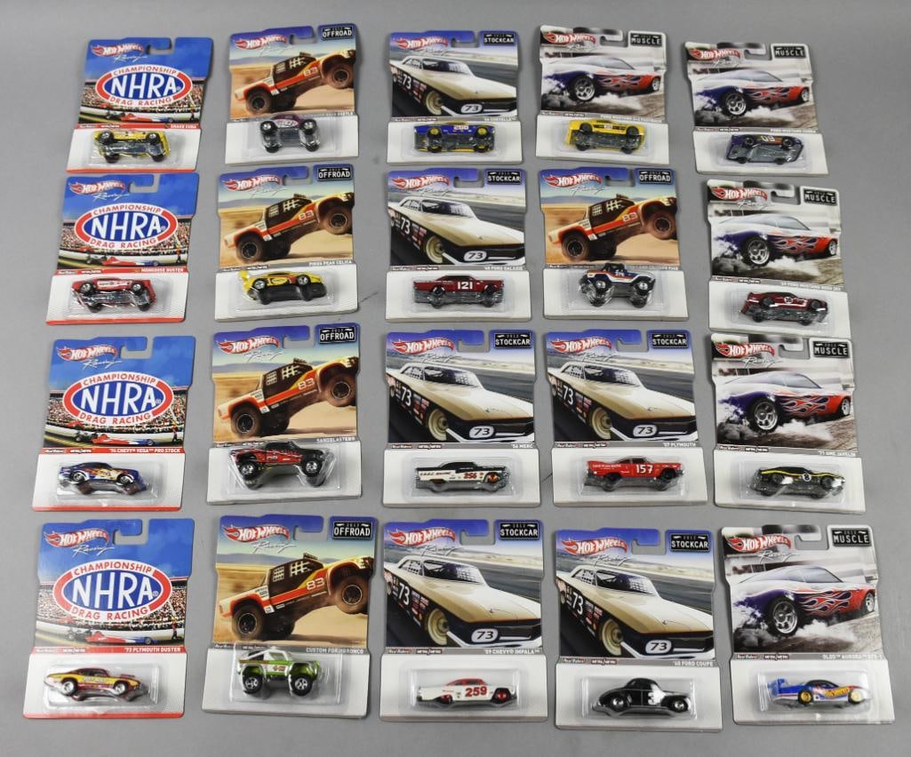 (20) 2011 Mattel Hot Wheels NHRA Drag Racing - MOC - NOS (1 of 6)