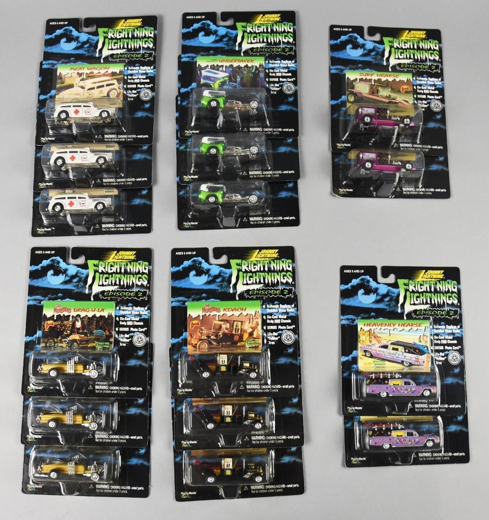(16) 1999 Johnny Lightning Frightning Lightning-MOC-NOS (1 of 3)