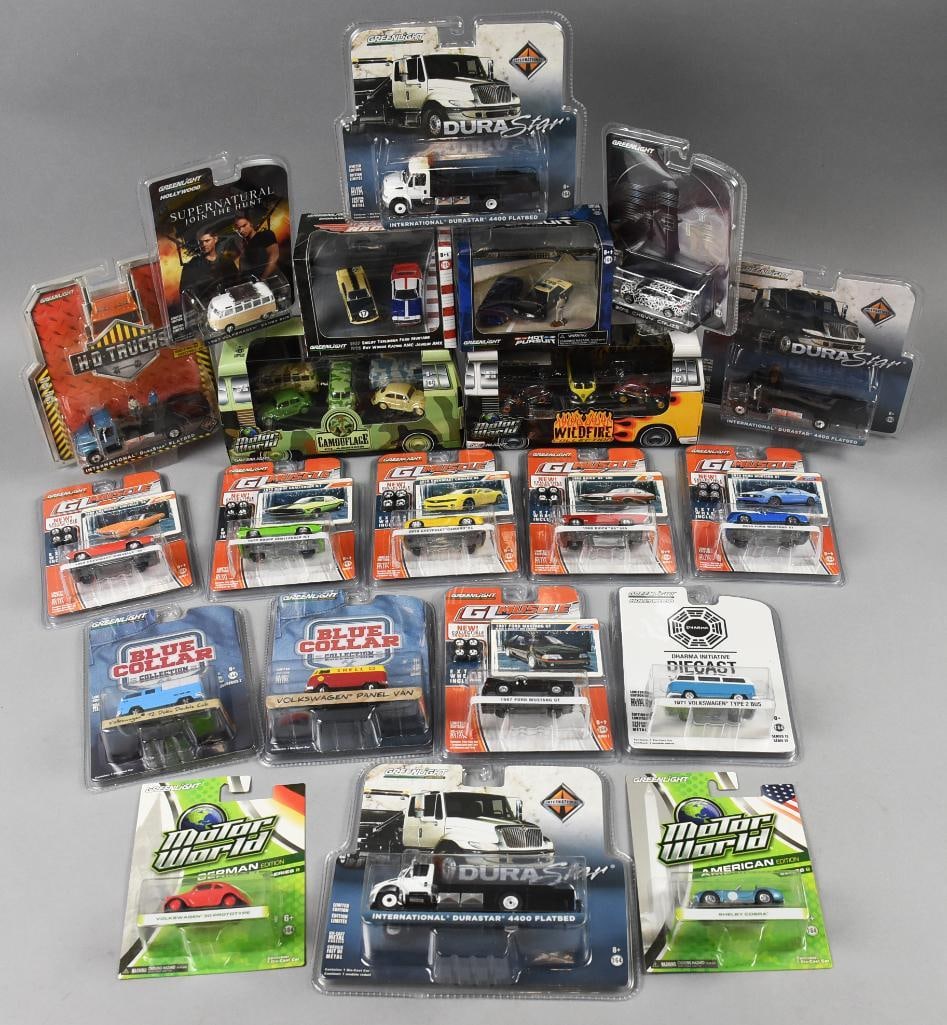 (21) 2000s Greenlight Die-Cast Assortment-MIP-NOS (1 of 5)