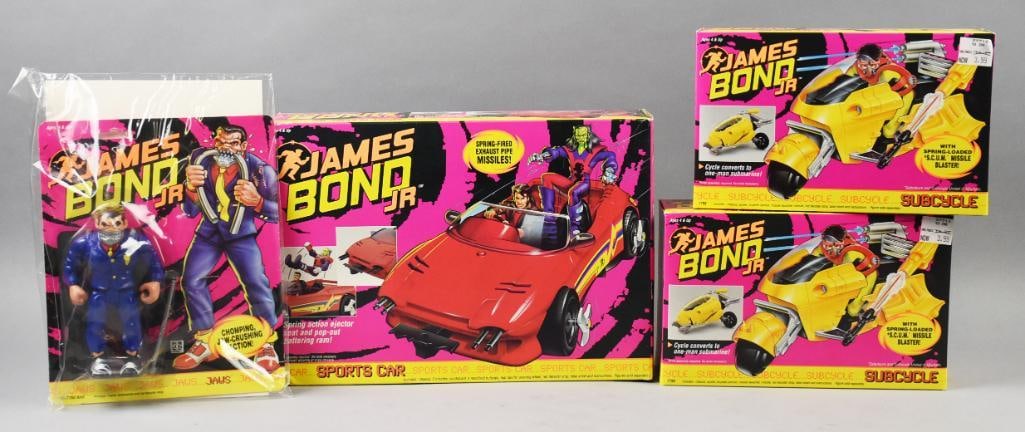 (4) 1991 James Bond Jr  Hasbro . Figure/Vehicles-MIP-NOS (1 of 2)