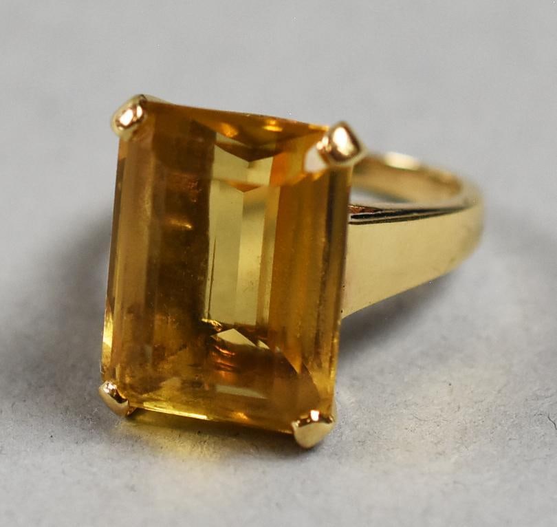 Vintage 14K Yellow Gold Emerald Cut Citrine Ring (1 of 7)