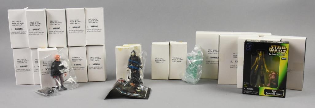 (20+) 1990s Kenner Star Wars Mail Give Aways - MIP-NOS: Lot is over 20 1990s Kenner Star Wars Mail Give Aways - MIP-NOS. Most unopened, unidentified, appears to have five two packs, the rest are singles. Single owner collection from the largest toy co