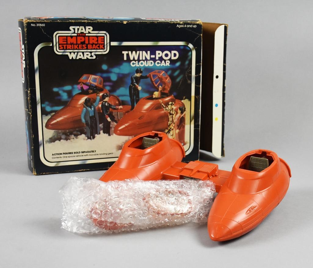 1980 Kenner Star Wars Twin Pod Cloud Car-Mint in Box: Lot is a 1980 Kenner Star Wars Twin Pod Cloud Car-Mint in Box.