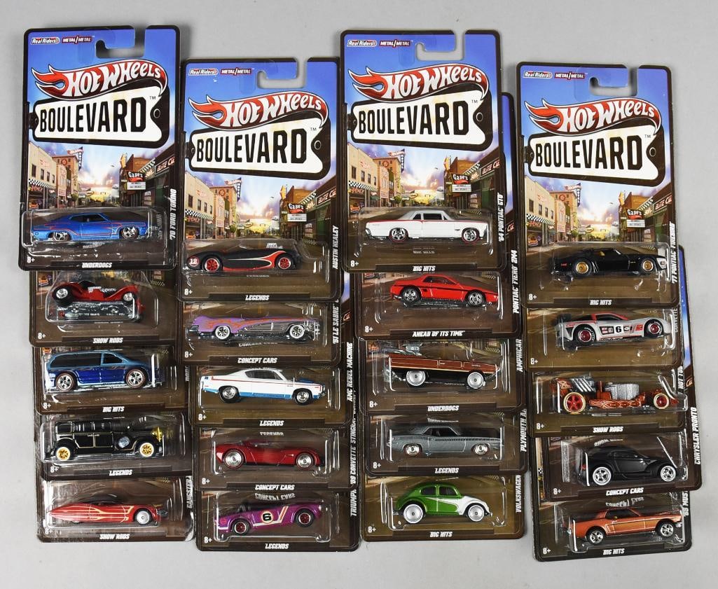 (20) 2011-12 Mattel Hot Wheels Boulevard- MOC - NOS (1 of 6)
