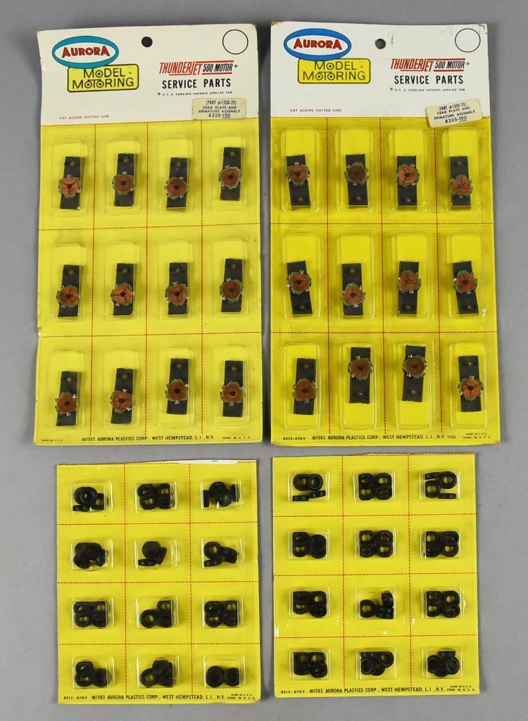 1963 Aurora Model Motoring Truck Tires-Gear Plates-MOC-NOS (1 of 4)