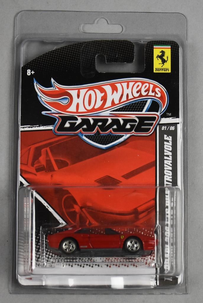2010 Mattel Hot Wheels Ferrari 308 GTS Quattrovalvole-NOS (1 of 5)
